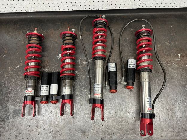 Picture of Eibach/Evasive Multi Pro R2 Coilovers